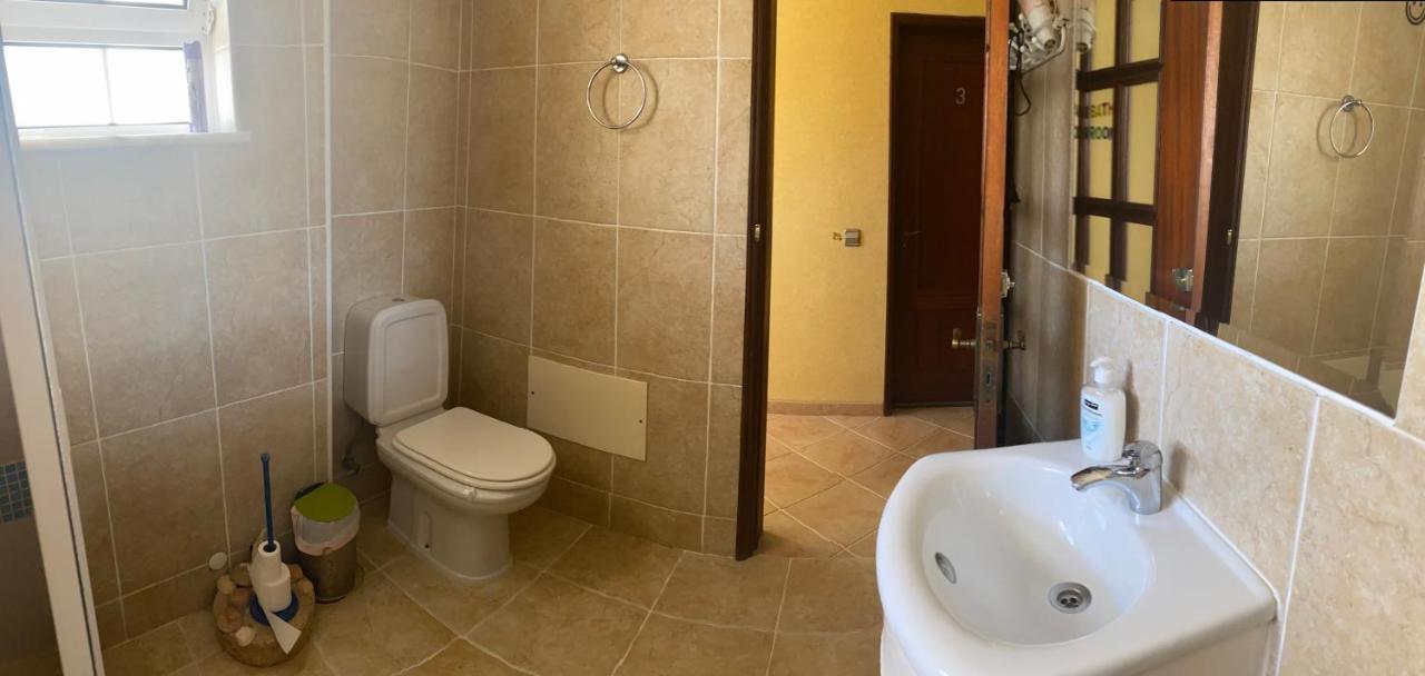 Lagos Marina Guest House ภายนอก รูปภาพ