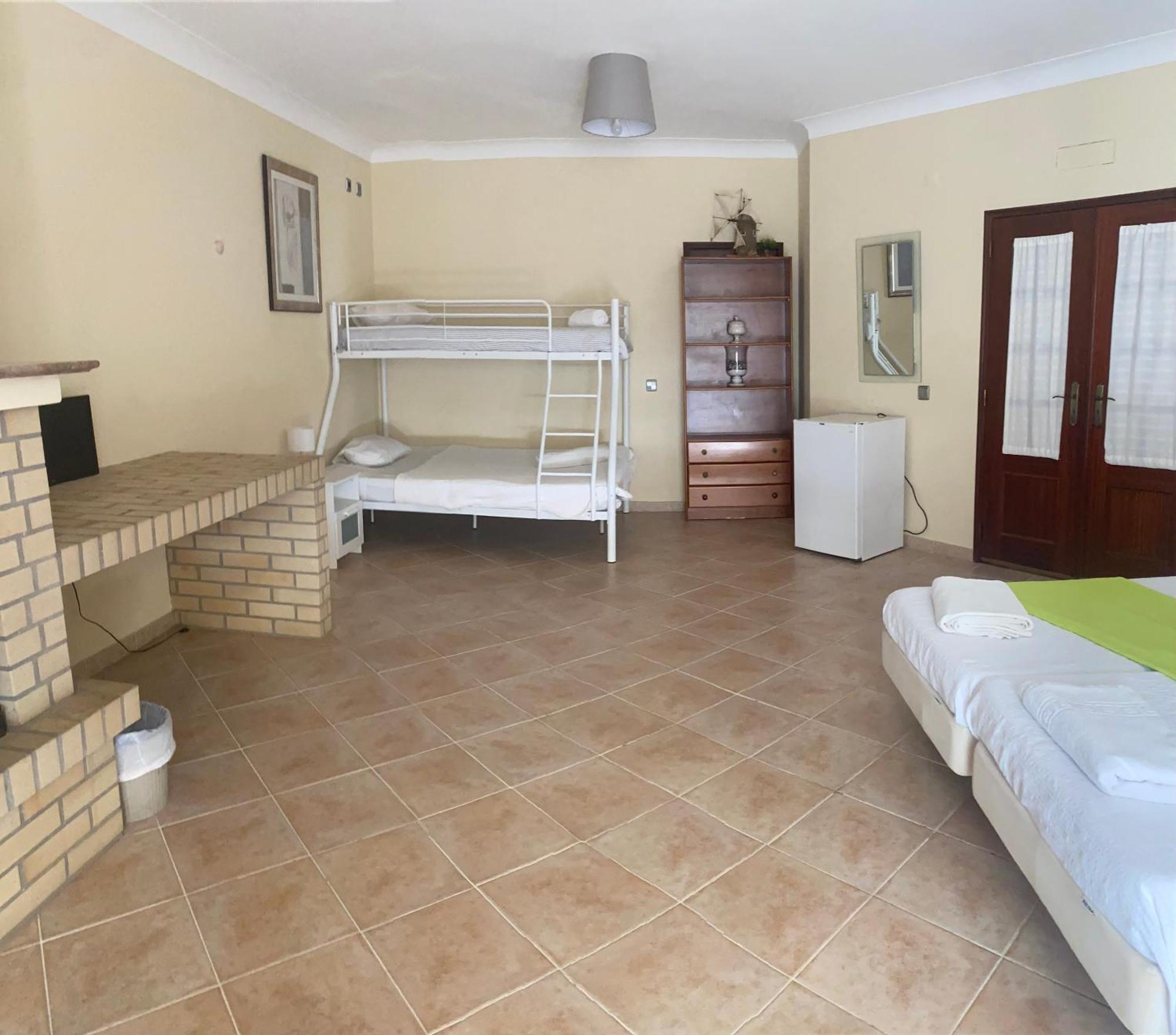 Lagos Marina Guest House ภายนอก รูปภาพ