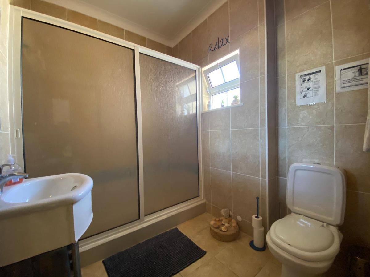 Lagos Marina Guest House ภายนอก รูปภาพ
